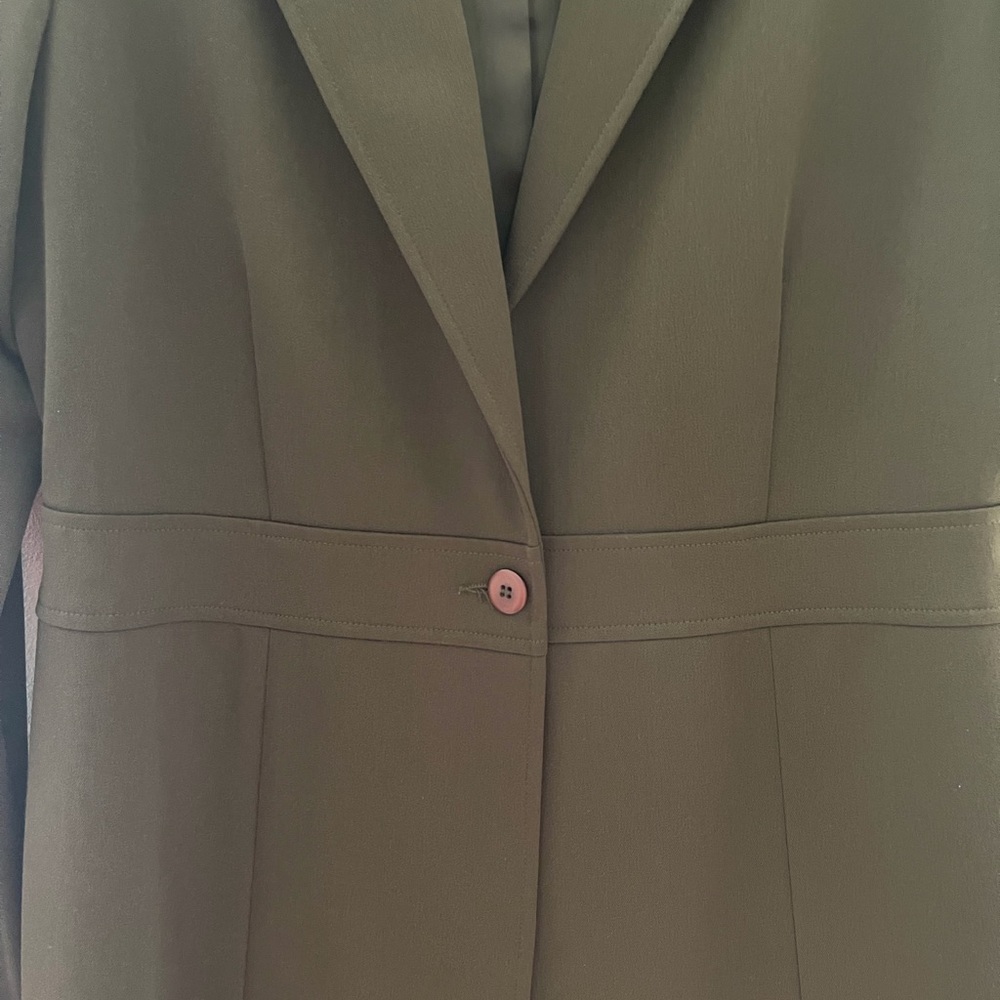 ✨ Cache Two Piece Green Women’s Suit - Picture 5 of 16